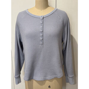 Women's GAP Long Sleeve soft waffle long sleeve Henley Top Size M powder Blue